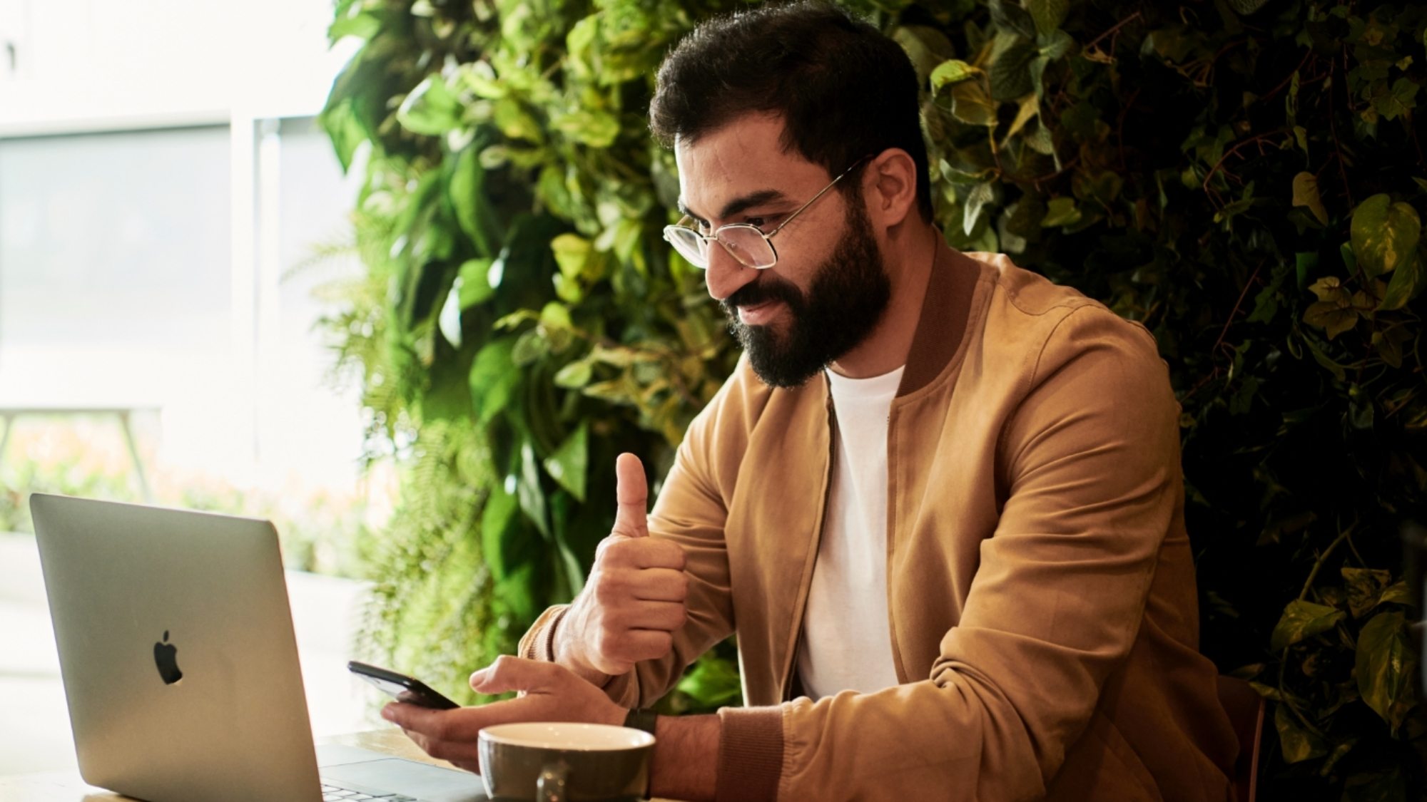 docusign-BbSBf5uv50A-unsplash-2000x1125